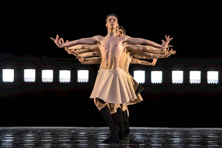 Un Ballo, Junior Ballett, Luca Afflitto. Foto: Gregory Batardon
