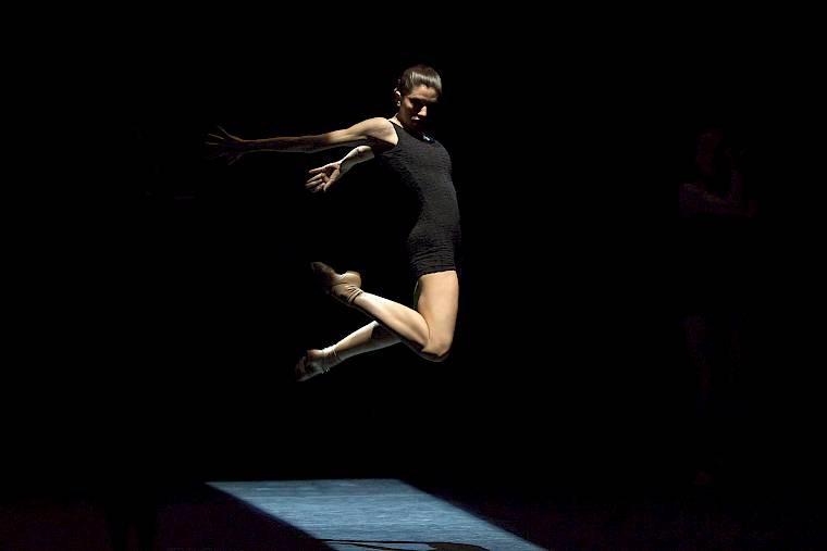 Falling Angels, Jiri Kylian, Constanza Perotta Altube. Foto: Gregory Batardon