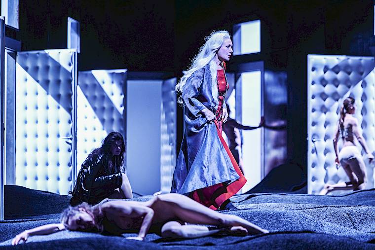 Elektra. Foto: T+T Fotografie / Toni Suter + Tanja Dorendorf